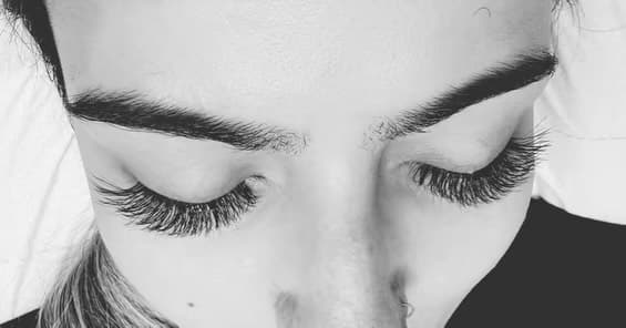 Lash extensions with eyes closed